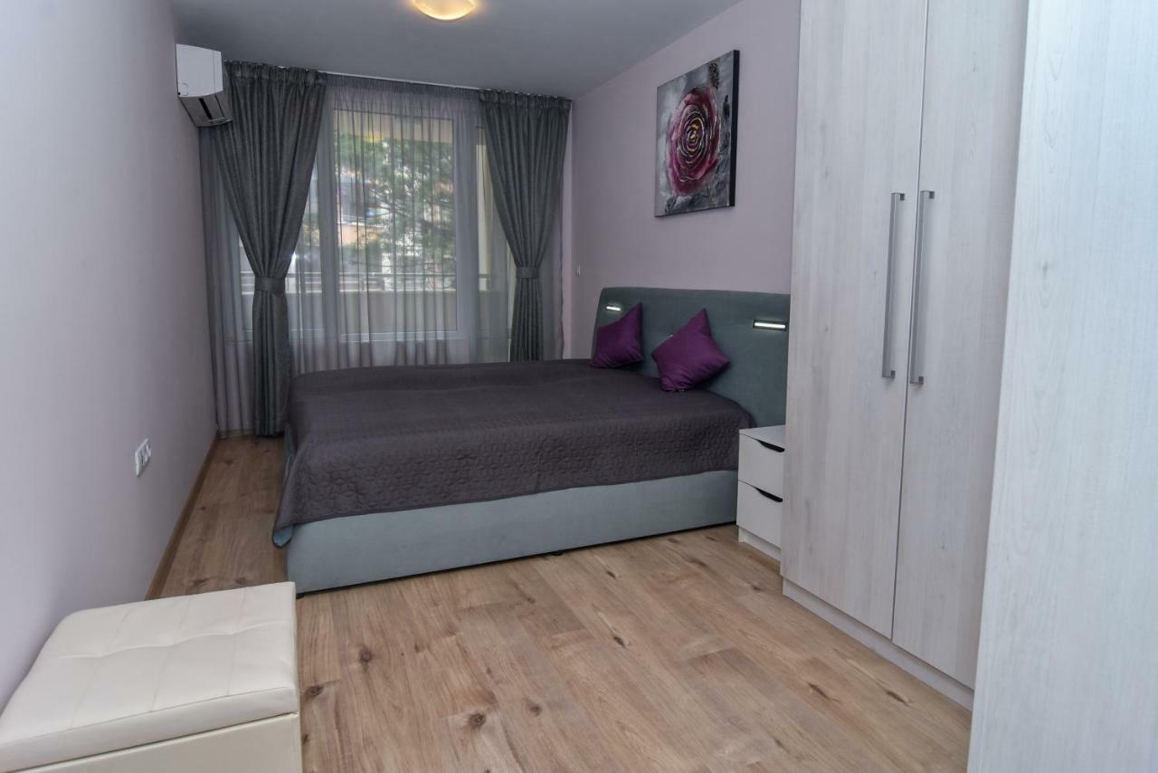 Apartment Deni Burgas Luaran gambar