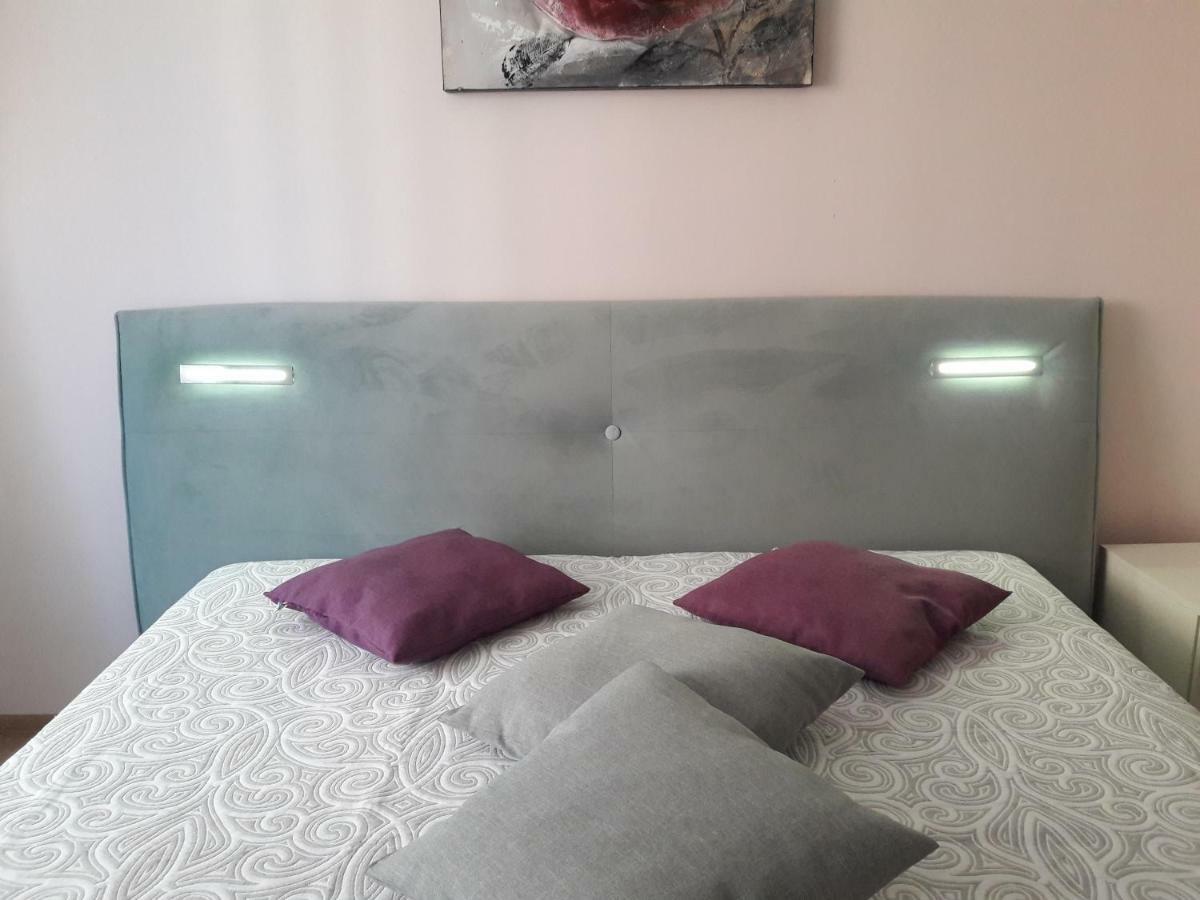 Apartment Deni Burgas Luaran gambar